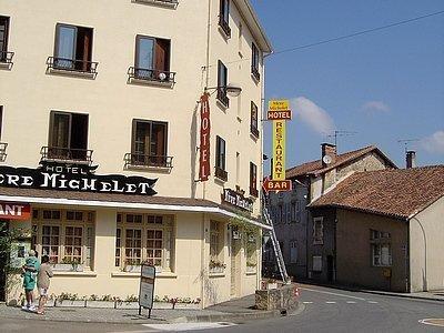 Hotel De La Mere Michelet Confolens Luaran gambar